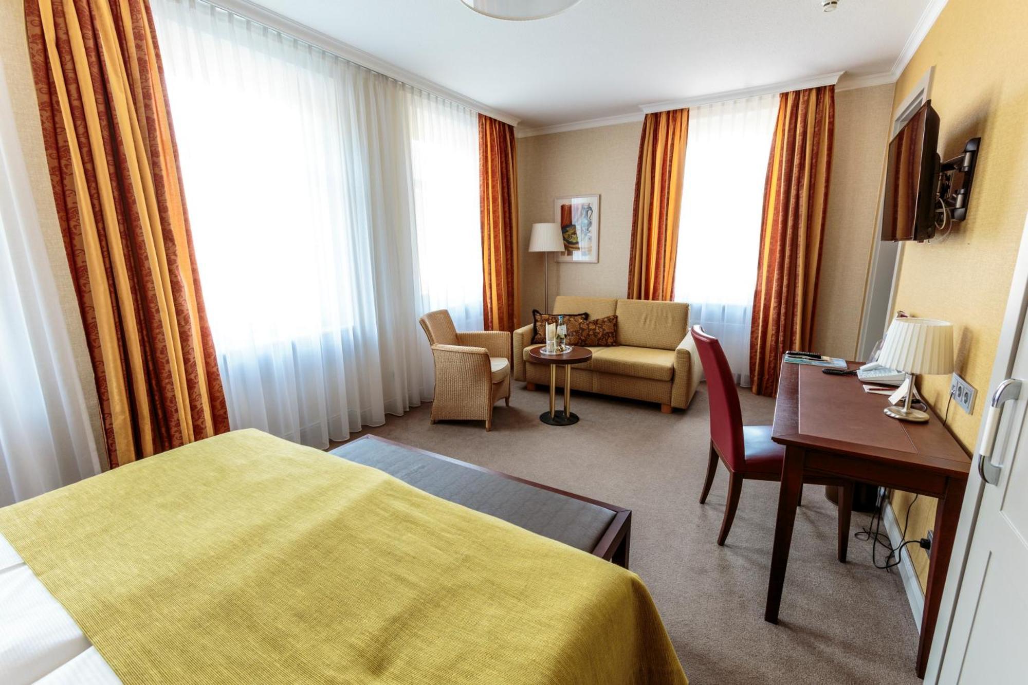 Parkhotel Gueldene Berge Weißenfels Exteriér fotografie