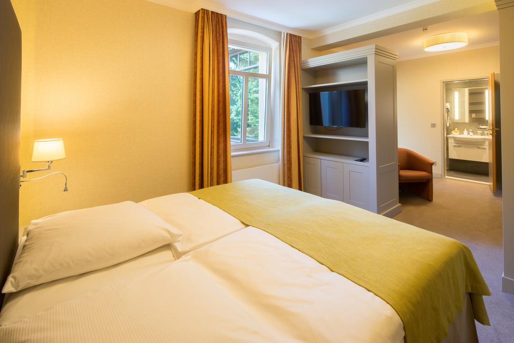 Parkhotel Gueldene Berge Weißenfels Exteriér fotografie